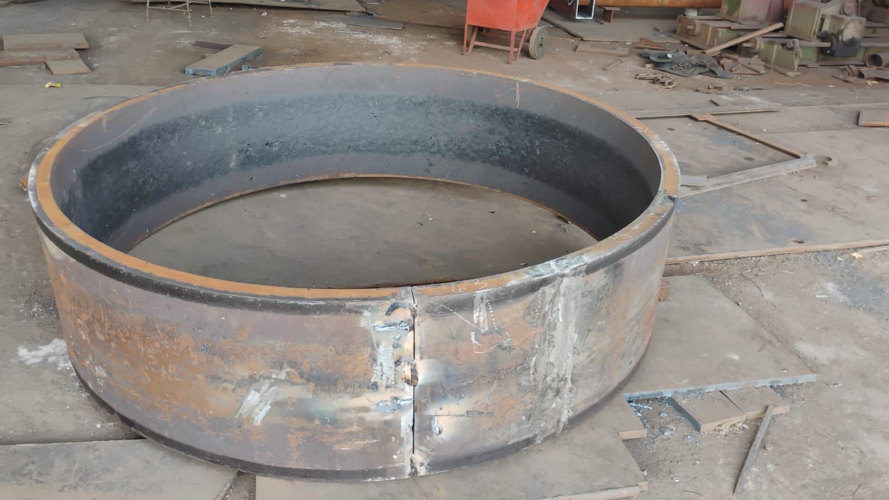 Maruti fabtech  Fabricated  MS Pipes