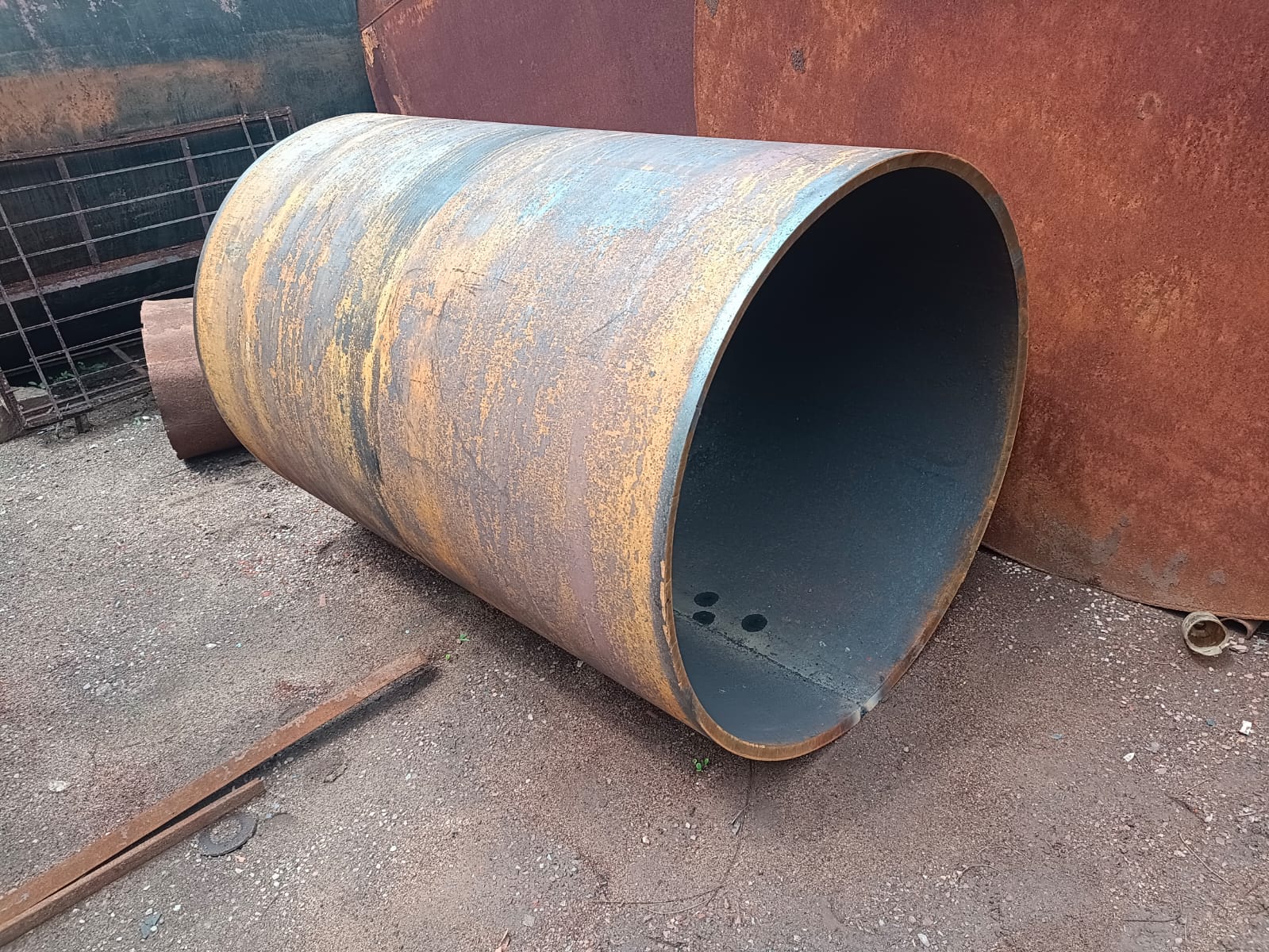 Maruti fabtech  Fabricated  MS Pipes